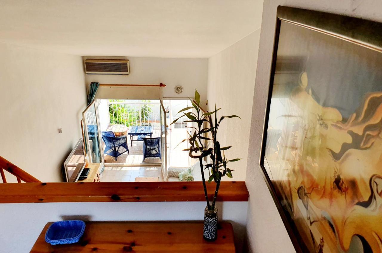 Bonita casa con terraza y patio Empuriabrava Esterno foto